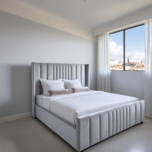 Vertical wingback bed Silver